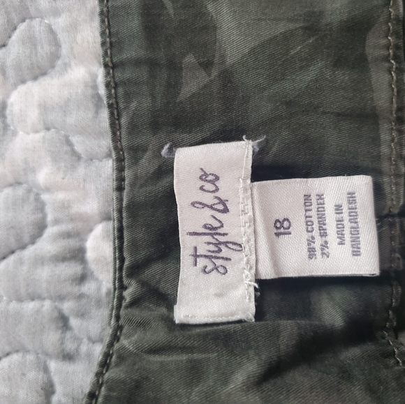 Style & Co. - Picture 2 of 2